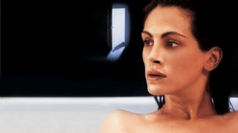 Newlywed Laura ( Julia Roberts who is julia roberts husband. Newlywed Laura ( Julia Roberts