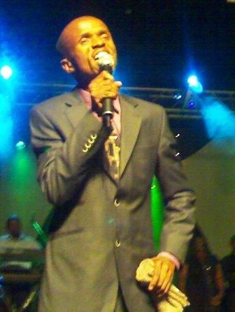 Lungisani Ntuli on stage