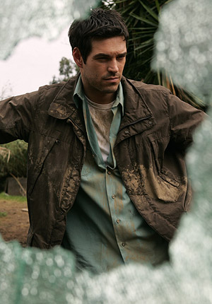 Eddie Cibrian in Invasion