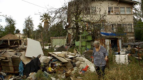 Hoarders: Family Secrets