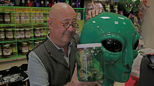 Bizarre Foods with Andrew Zimmern 8