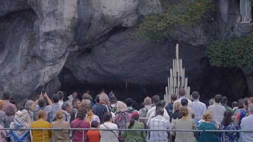 Lourdes: Faith in Miracles